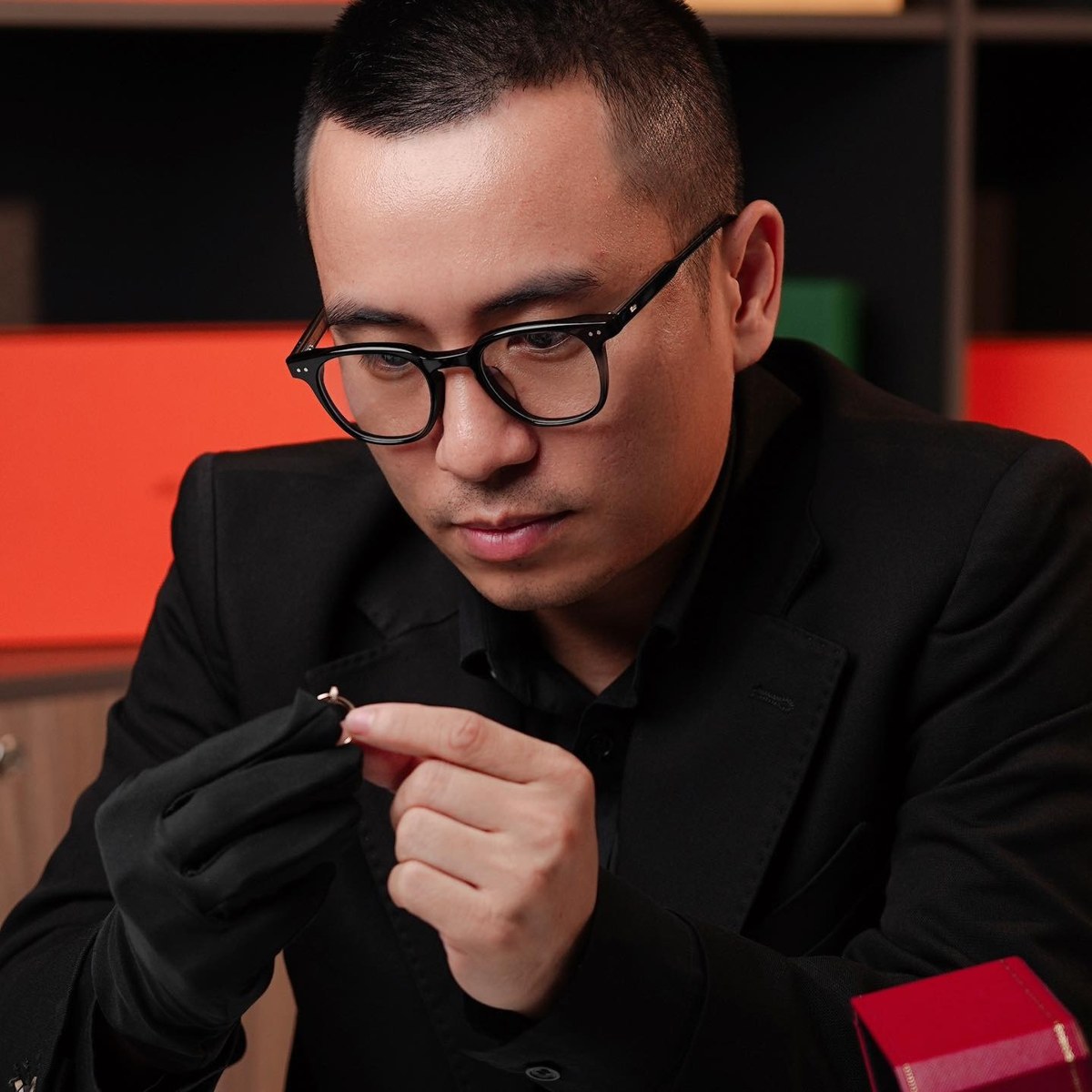 Anh Cả Hàng Hiệu (The Classique)