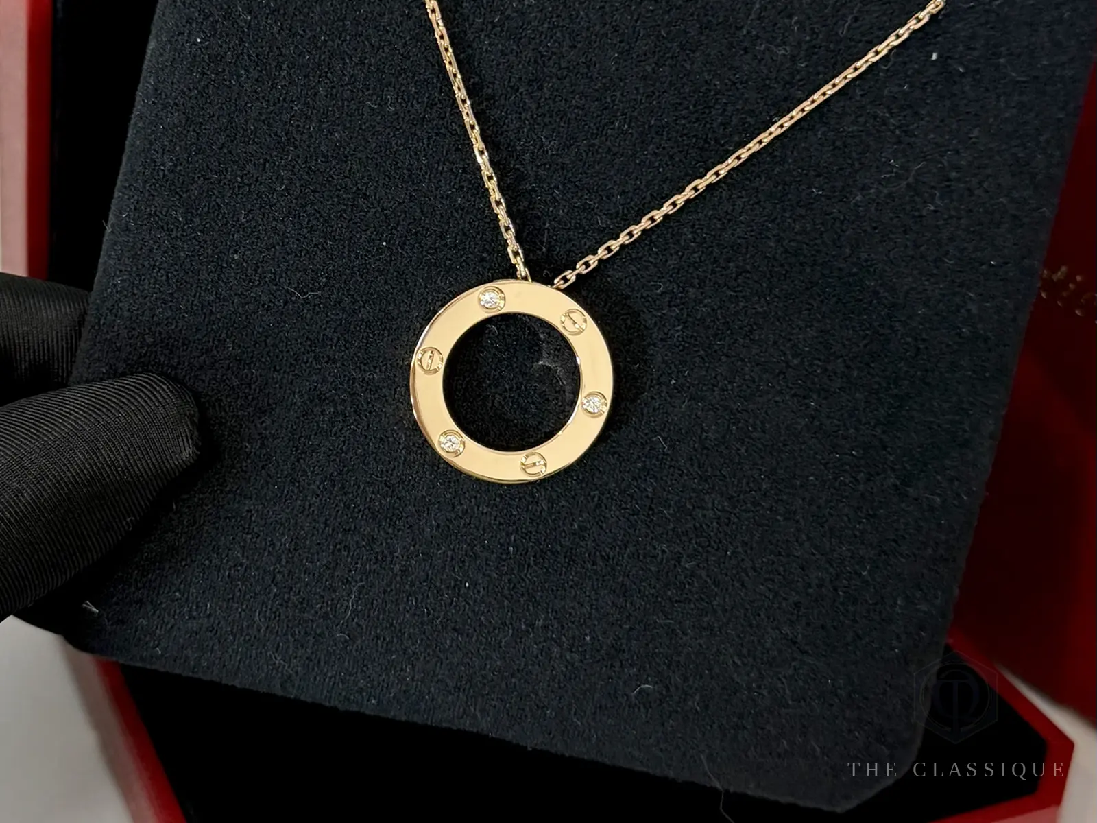 Dây chuyền Cartier Love, ảnh thật tại The Classique