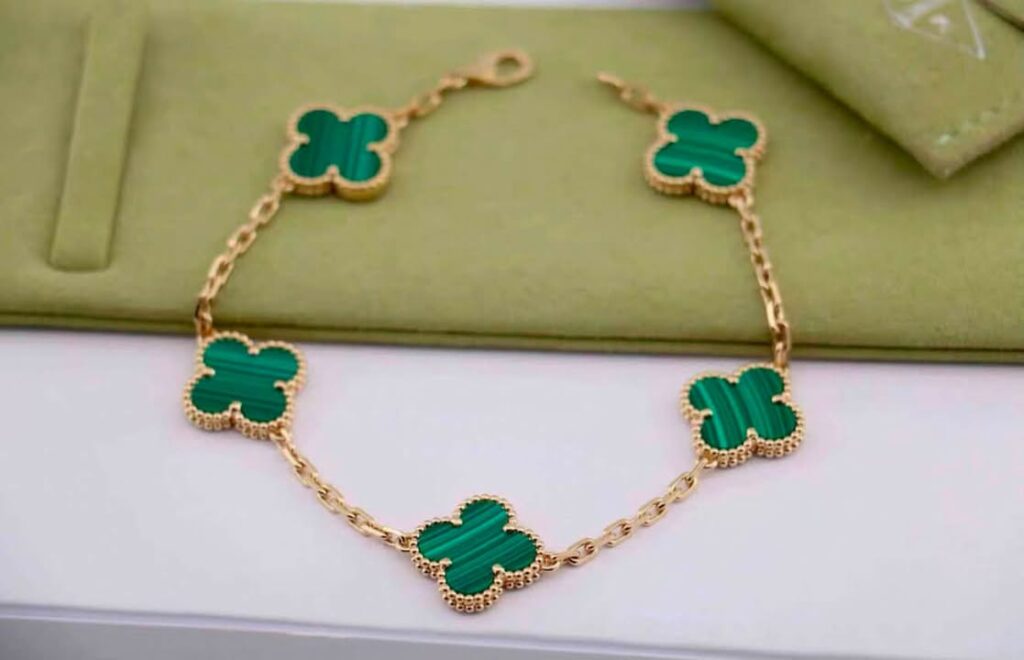 Vòng tay VCA Vintage Alhambra 5 Hoa Malachite
