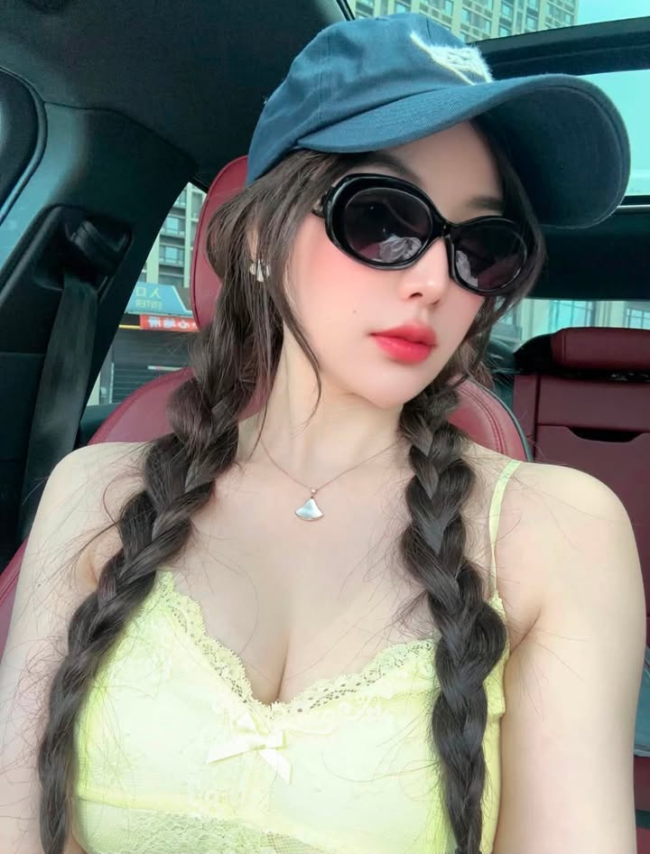 Dây chuyền Bvlgari Divas' Dream Rose Gold MOP