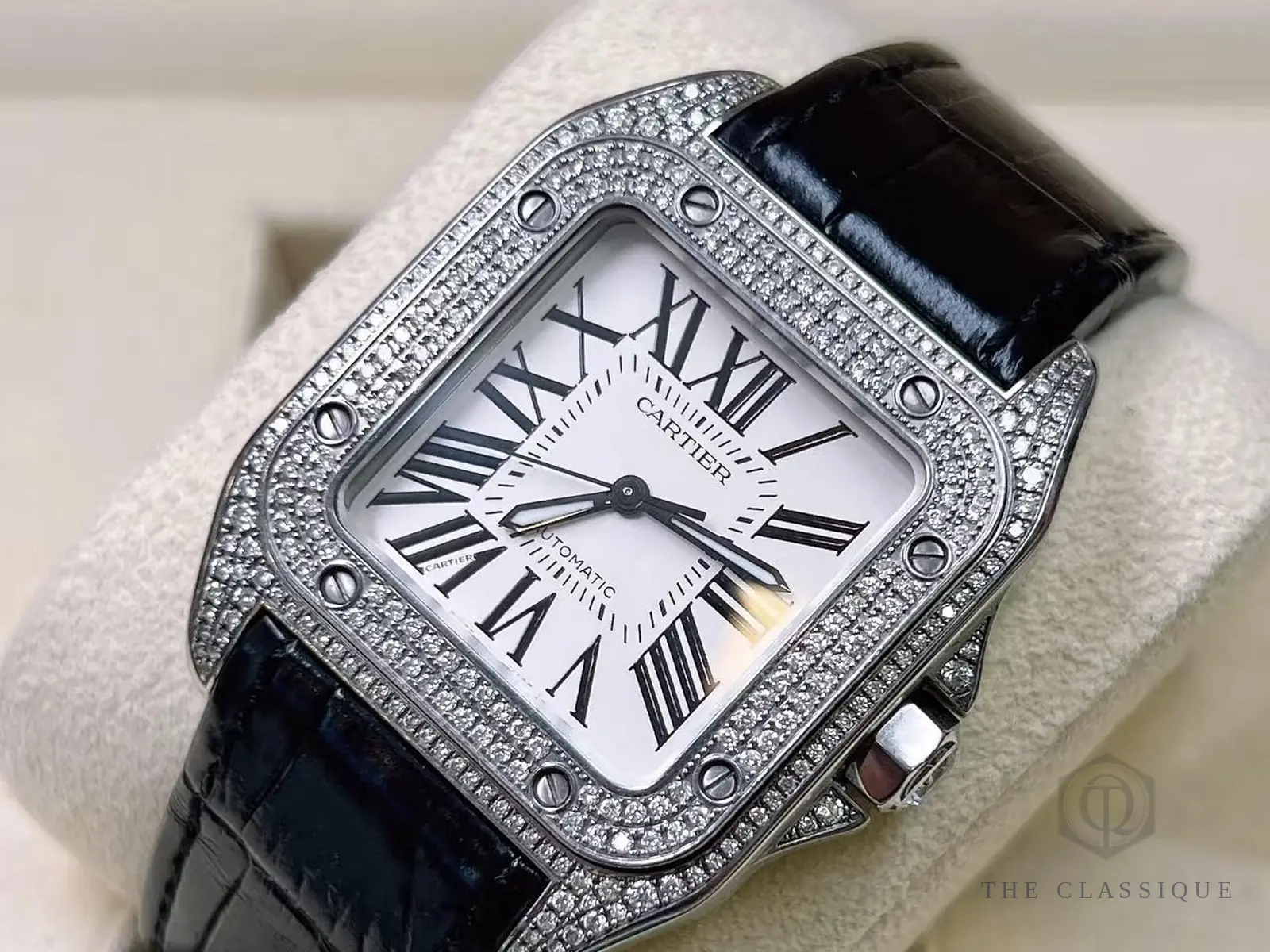 CARTIER SANTOS VVS: 6 ĐIỀU NGƯỜI ĐANG GIỮ HOẶC ĐỊNH MUA CẦN BIẾT