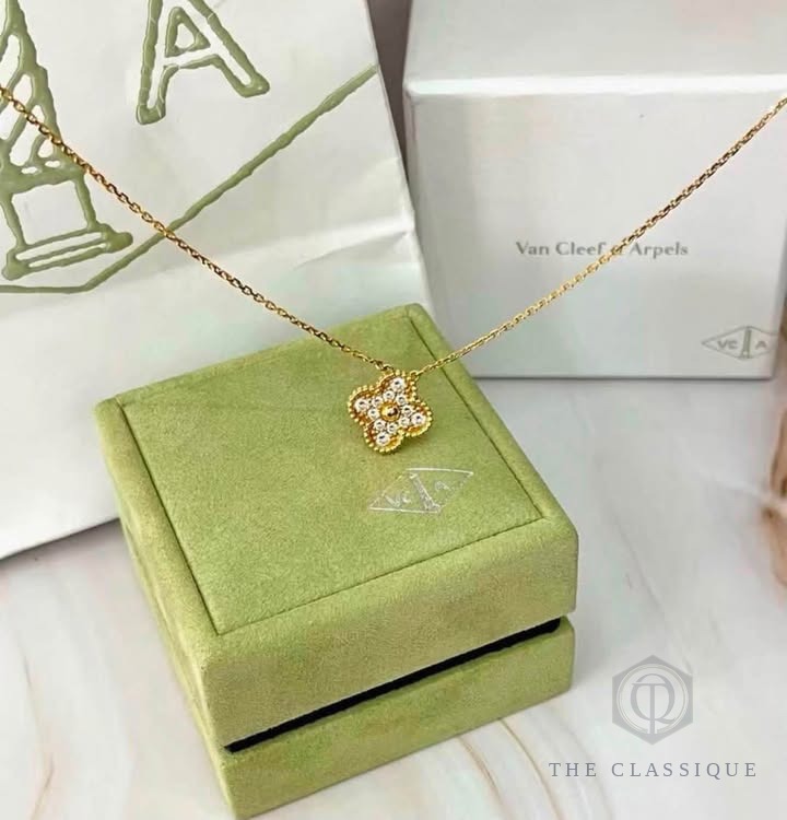 Dây chuyền VCA Vintage Alhambra Đính Kim Yellow Gold