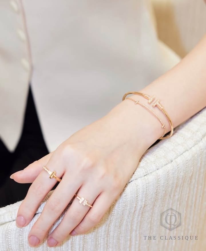 Vòng tay Tiffany T Diamond Wire Rose Gold
