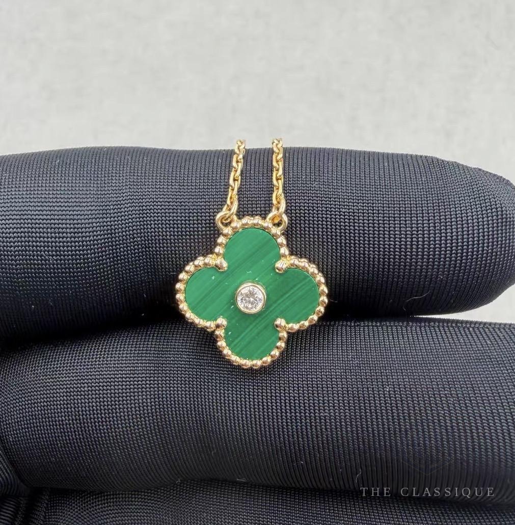 Dây chuyền VCA Vintage Alhambra Limited 2013 18K Yellow Gold Malachite Diamond