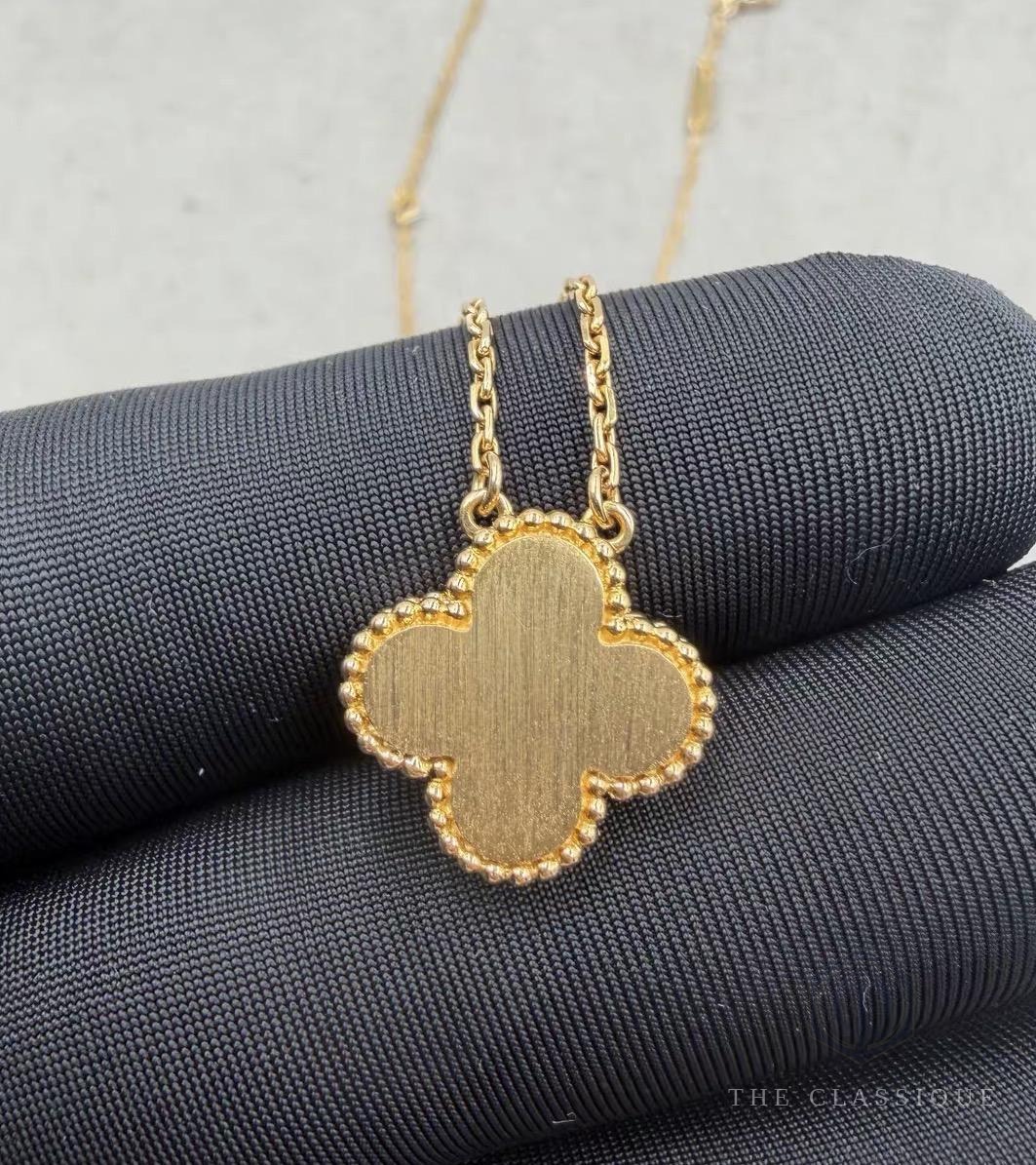 Dây chuyền VCA Vintage Alhambra Limited 2013 18K Yellow Gold Malachite Diamond