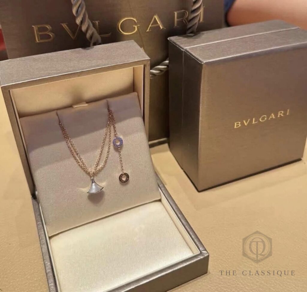Vòng tay Bvlgari BVL Divas’ Dream MOP Rose Gold